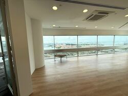 Gateway East (D7), Office #565782841